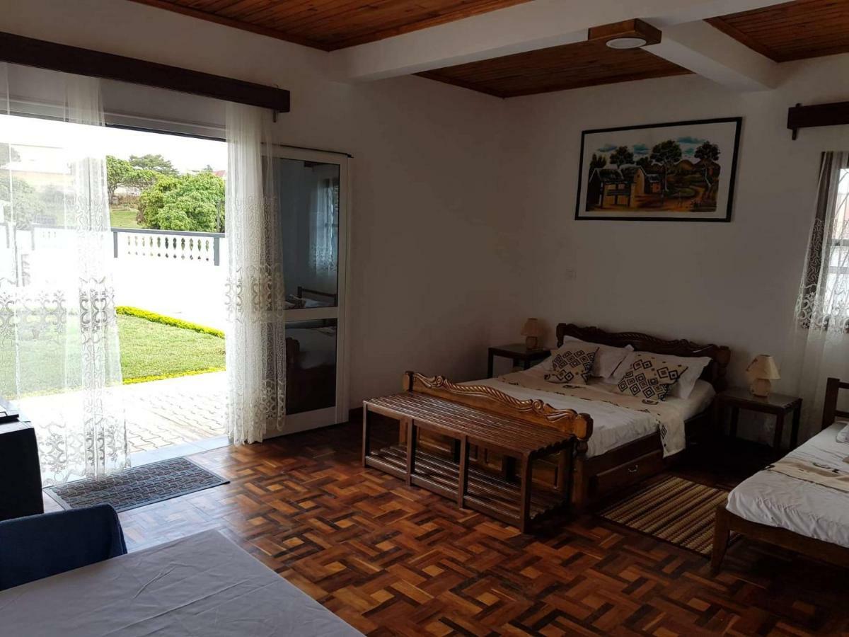 Chambre d'hôtes Valiha Ivato (Analamanga) Exterior foto